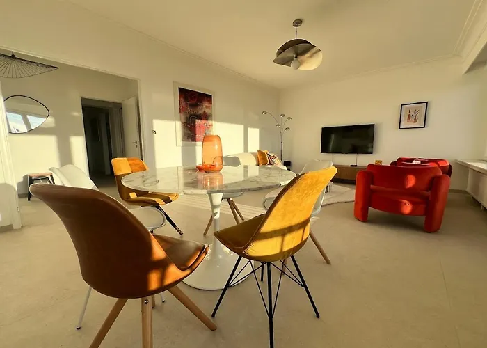 Casa Cielo-spectacular View-center-chic-spacious Appartement Liège